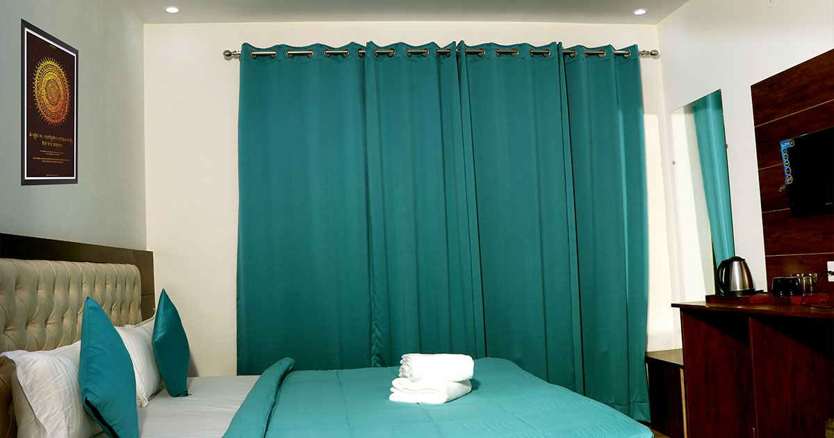 Accommodation Of Book Yoga in Rishikesh
